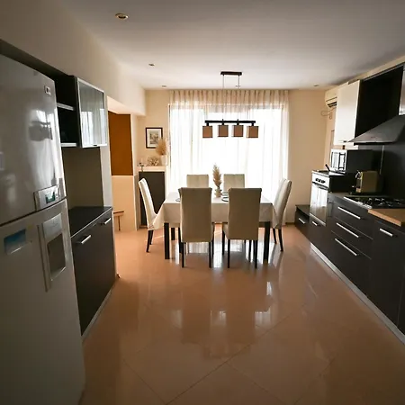Apartment Summer Host Sea Side Maisonette