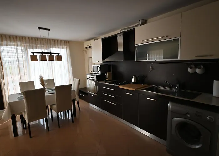 Summer Host Sea Side Maisonette Apartament